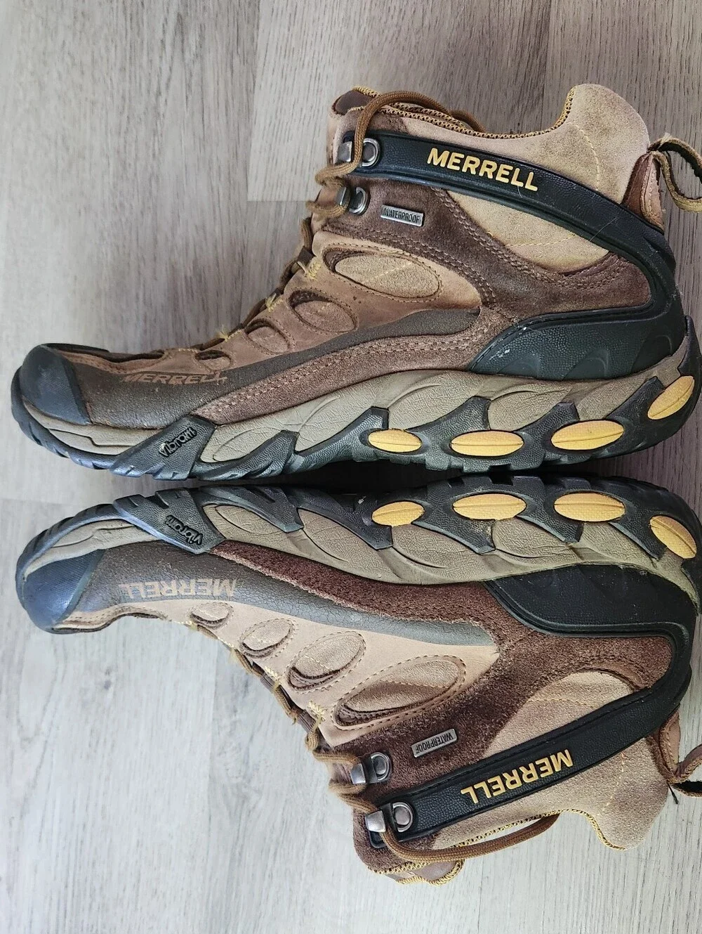 Merrell Refuge Core Mid Waterproof hiking boots men size 12 gorpcore camping